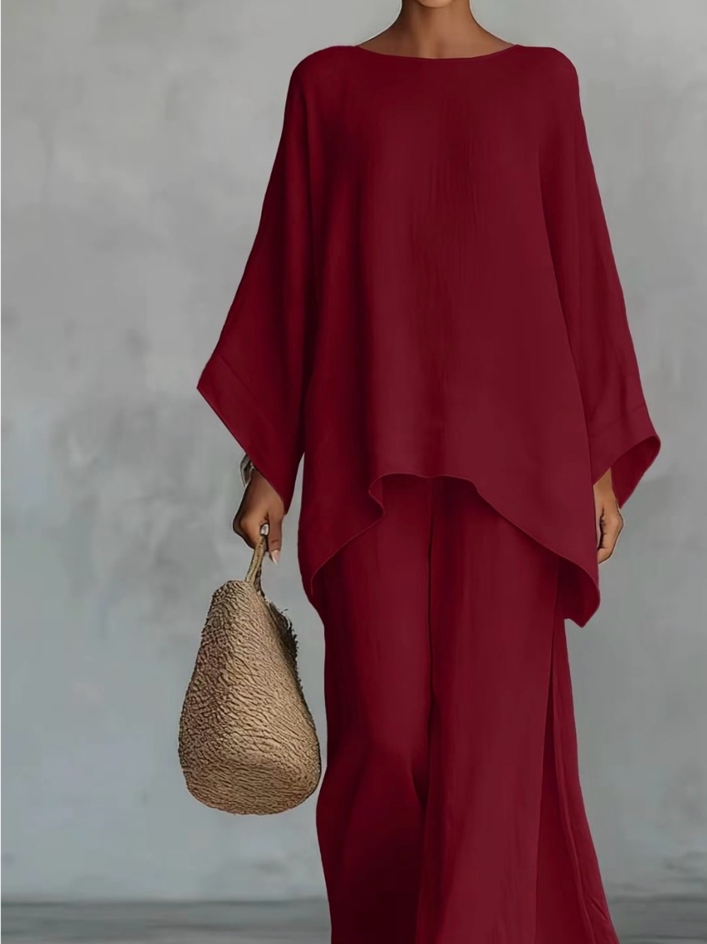 Relaxed Two-Piece Women's Set in Burgundy